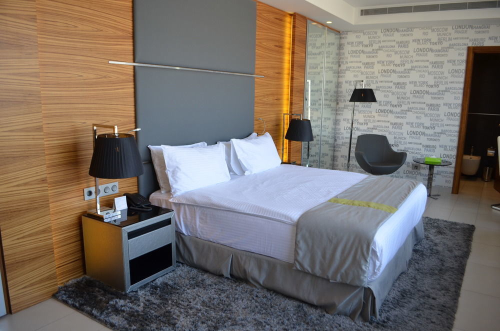 Hotel Warwick Stone 55 Beirut